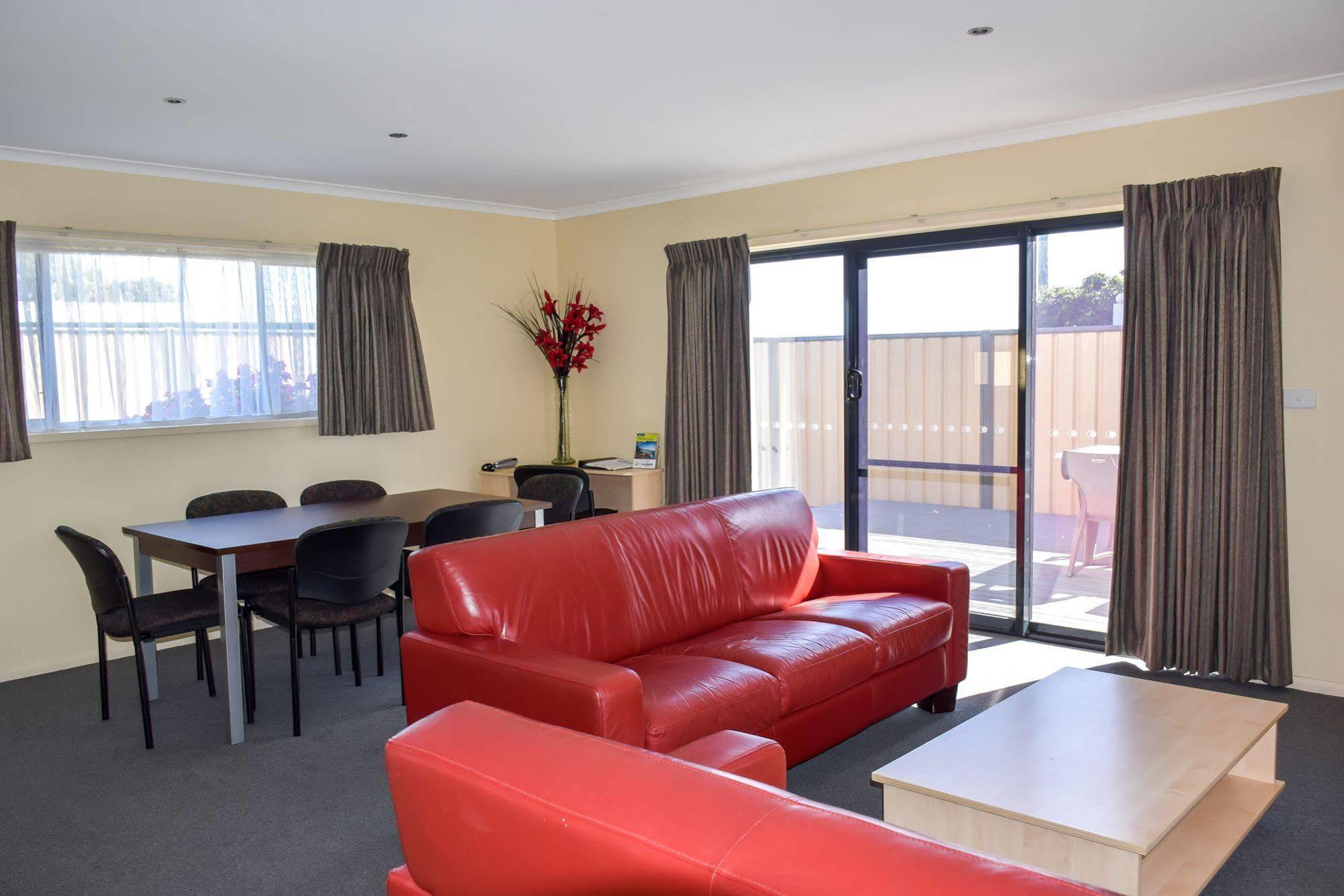 Beachway Motel Ulverstone Exteriér fotografie