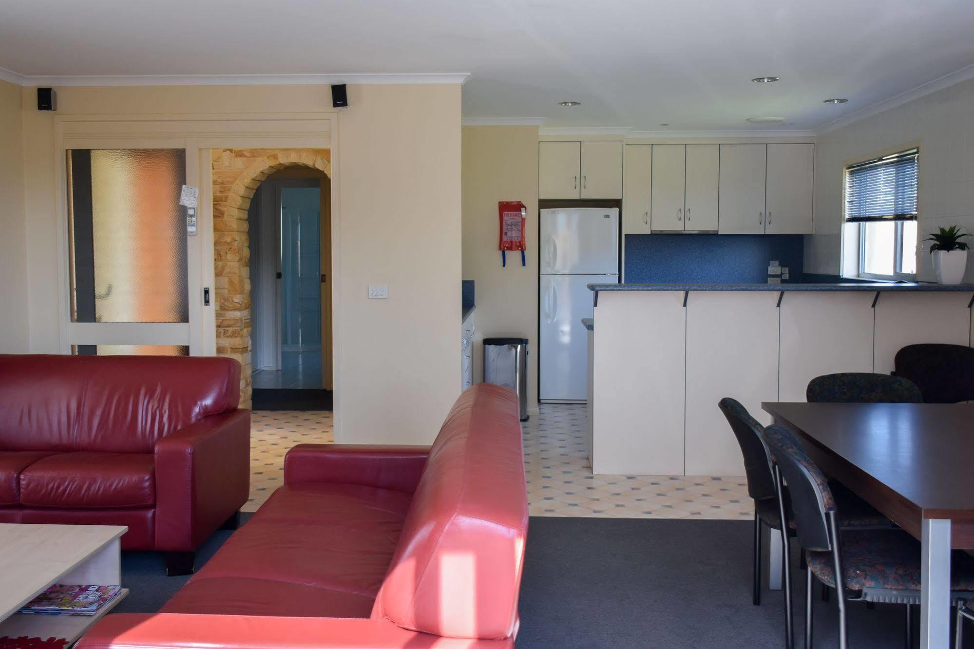 Beachway Motel Ulverstone Exteriér fotografie