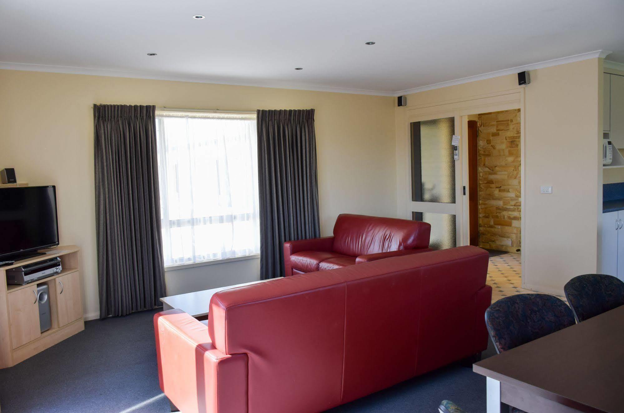 Beachway Motel Ulverstone Exteriér fotografie